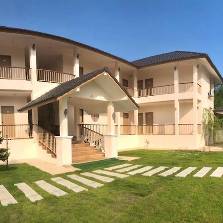 แหลมงอบเฮาส์ Laemngob House别墅 外观 照片